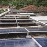 Em projetos off grid e on grid (desligados ou ligados à rede), realizamos projetos e instalações fotovoltaicas residenciais e comerciais